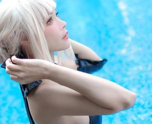 这次的Kitkat Cosplay女神写真集更新，有些细节让我目不转睛，这样好吗？
